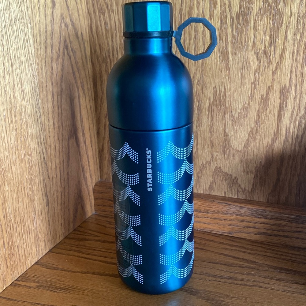 NWT 20 ounce Starbucks beverage bottle